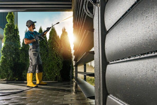 Best Animal Enclosure Cleaning  in Andrews, IN